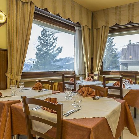 Hotel La Terrazza Sauze D'Oulx Bagian luar foto