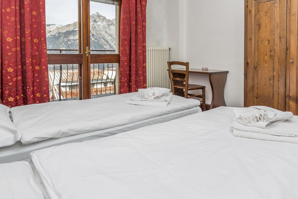 Hotel La Terrazza Sauze D'Oulx Bagian luar foto