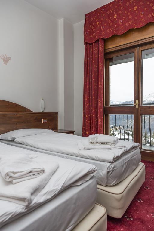 Hotel La Terrazza Sauze D'Oulx Bagian luar foto